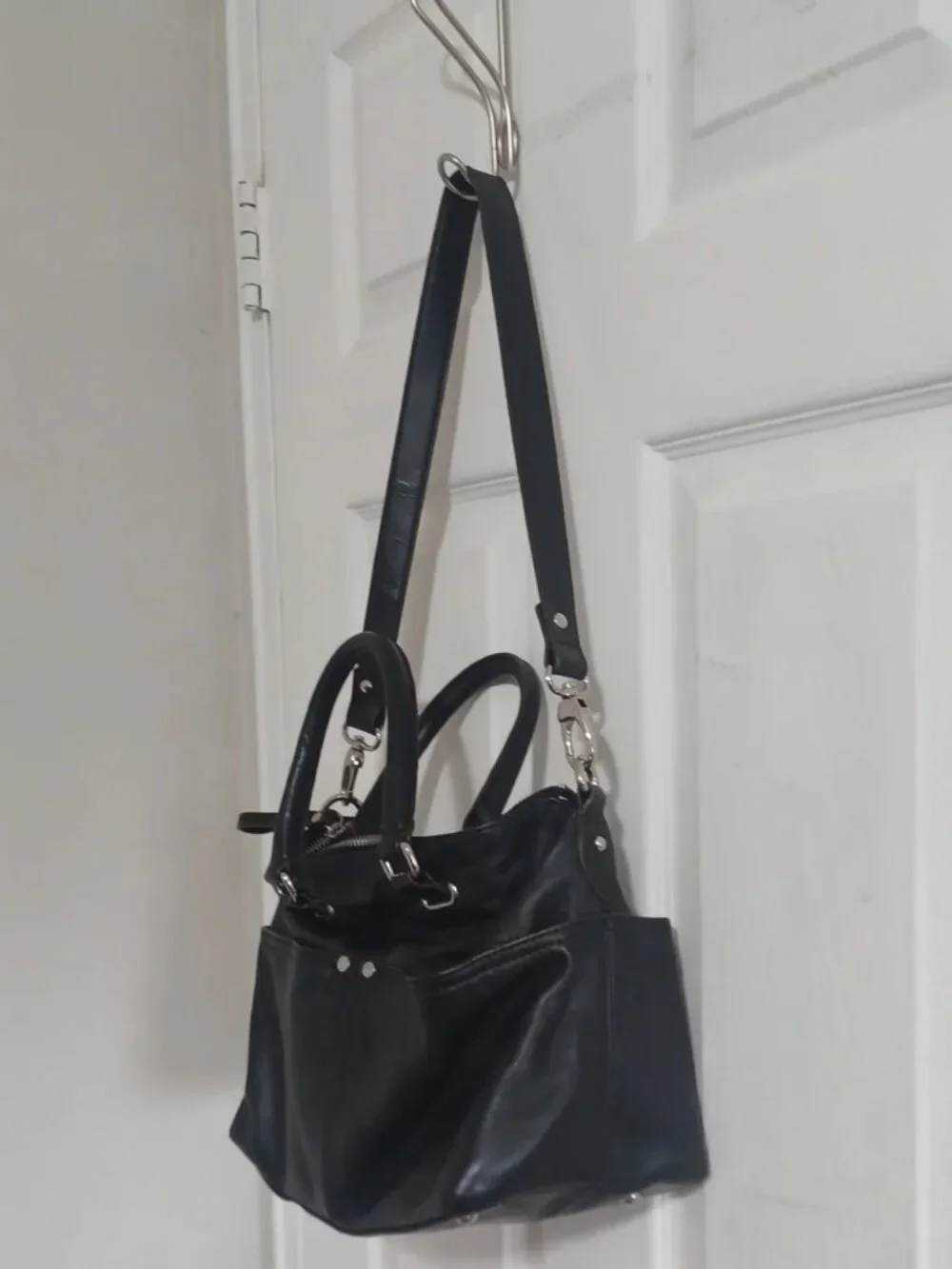 Tignanello Black Leather Convertible Satchel Shoulder Bag GUC